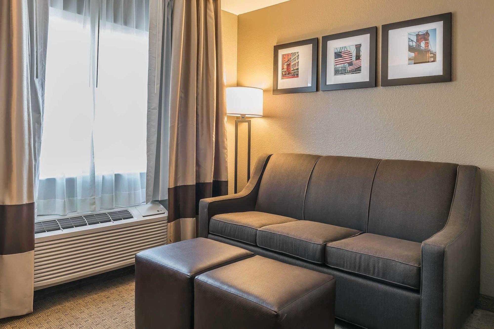 Comfort Suites Mason Near Kings Island Bagian luar foto