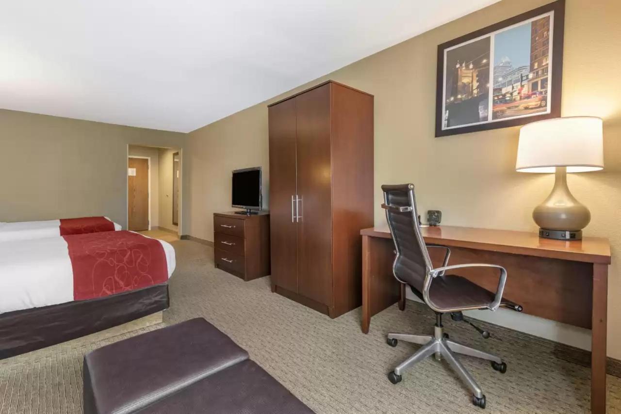 Comfort Suites Mason Near Kings Island Bagian luar foto